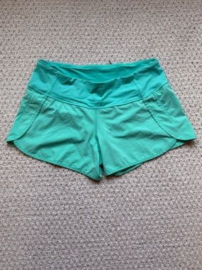 Lululemon Speed Up Shorts size 8